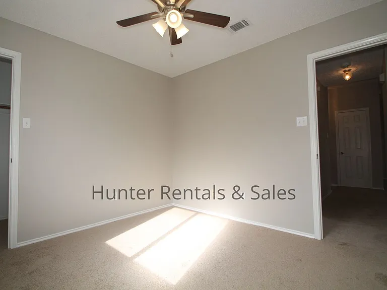 3203 Dorothy Jane Dr — Photo 18