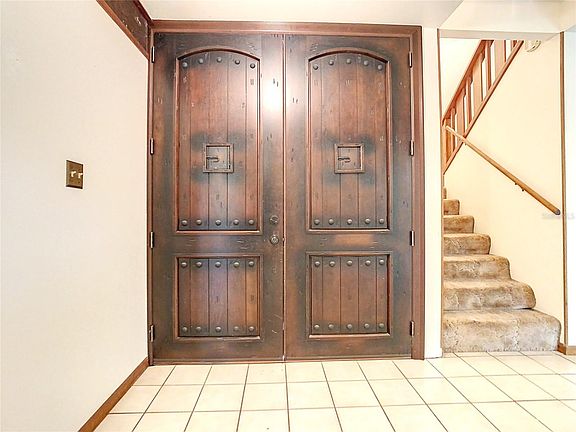 5th image of 6520 Angus Dr