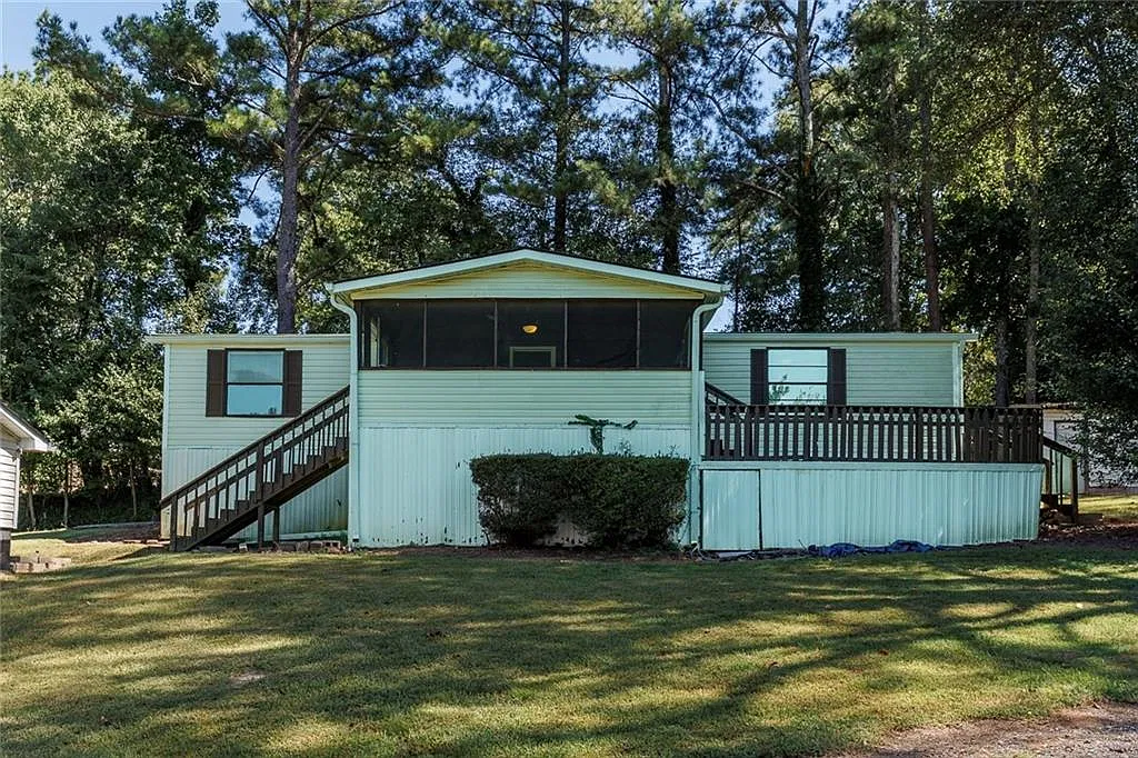 3 bed, 2.0 bath, 1420 sqft, $1,850 — Photo 1