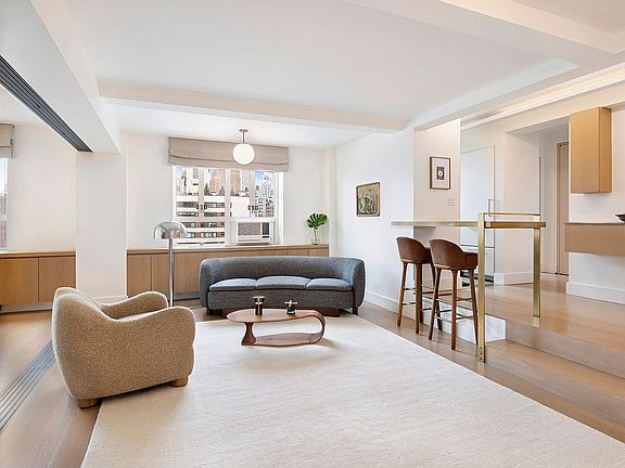 2nd image of 200 W 20th St #1210/11