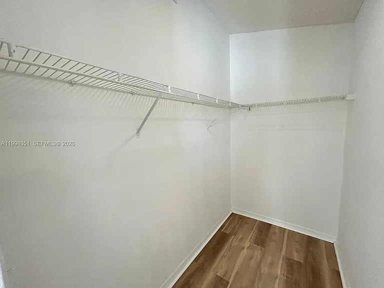 6255 Kendale Lakes Cir #225 — Photo 29