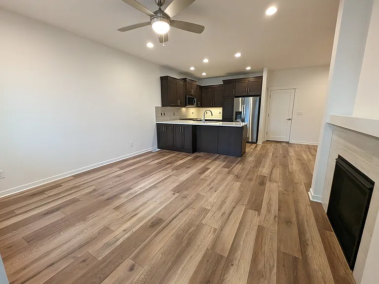4132 SE Century Blvd — Photo 8