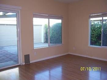 5th image of 439 Parker Dr