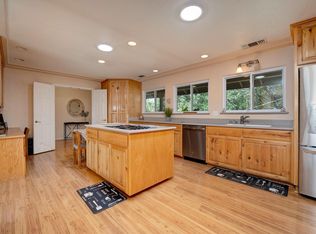 20022 Bear Ridge Rd, Grass Valley, CA 95949