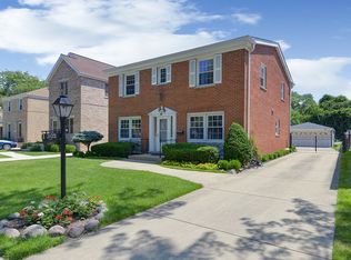 1305 Elliott St, Park Ridge, IL 60068