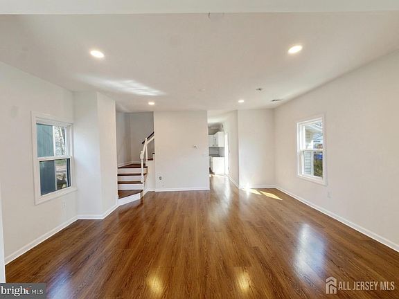 2nd image of 103 Logan Ln