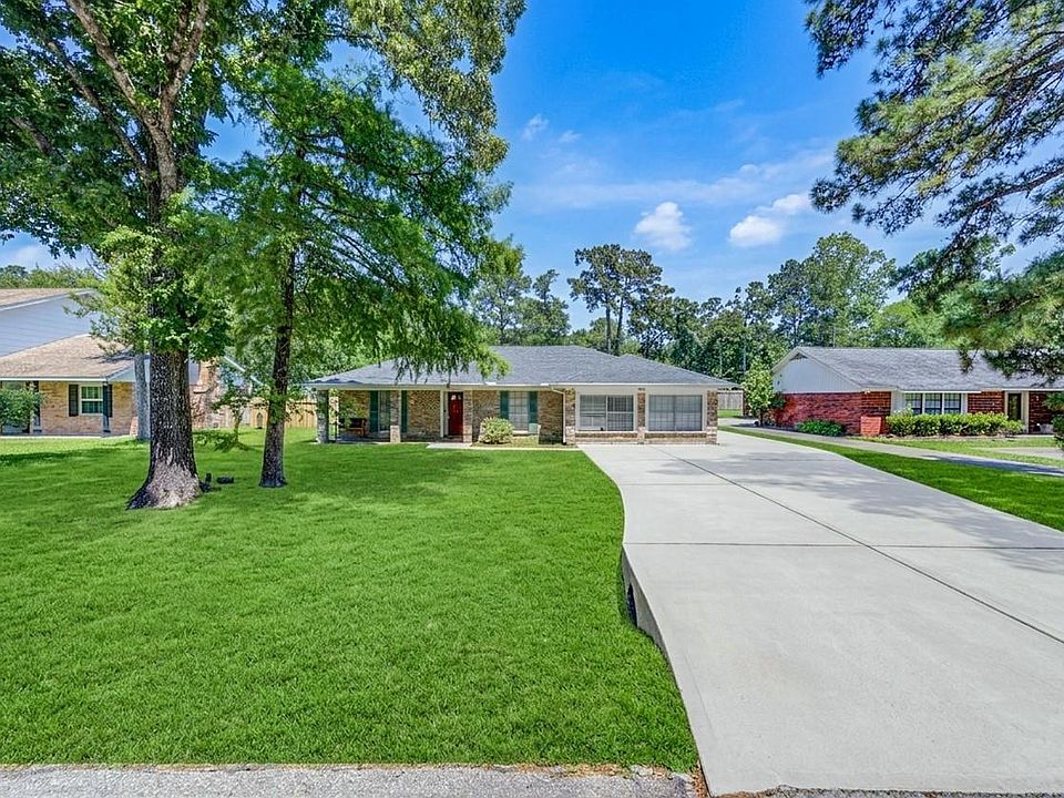 1st image of 24522 Glen Loch Dr