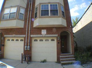 918 N 30th St, Philadelphia, PA 19130