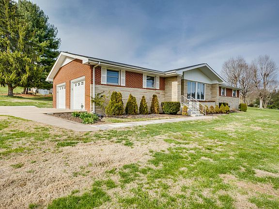 2nd image of 304 Russell Dr