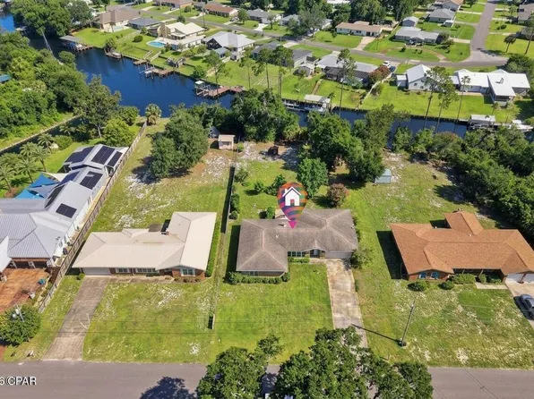 2306 Pretty Bayou Island Dr, Panama City, FL 32405