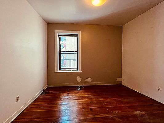 5th image of 33-09 31st Ave #2F