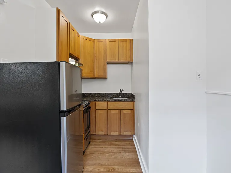 The Langham Apartments — Photo 41
