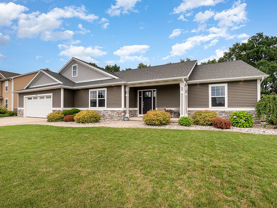1st image of 8674 Cottonwood Dr