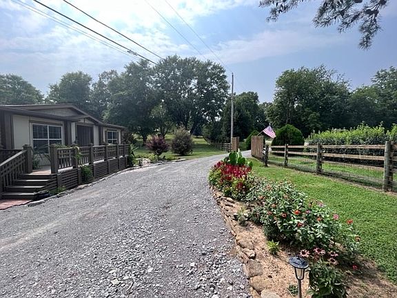 3rd image of 5756 Benders Ferry Rd