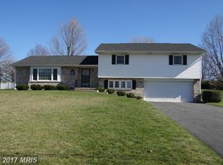 2954 Jefferson Dr, Chambersburg, PA 17201
