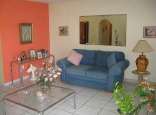 10400 SW 48th St, Miami, FL 33165