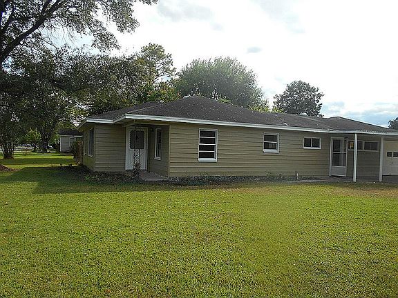 2nd image of 2202 5th St