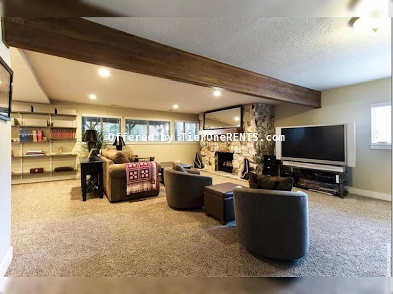 3848 S Cliff Dr — Photo 15