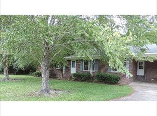 934 Owens Dr, Scranton, SC 29591