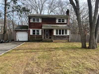 981 Connetquot Avenue, Central Islip, NY, 11722