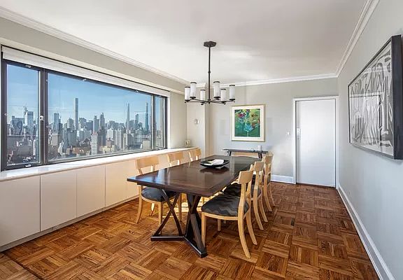 4th image of 60 E End Ave APT 39A