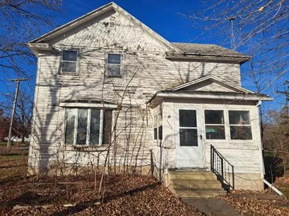 1102 E Rocksylvania Ave, Iowa Falls, IA 50126