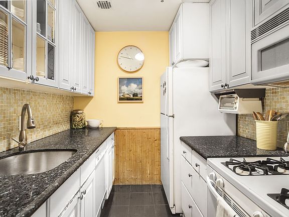 5th image of 801 Broadway #101