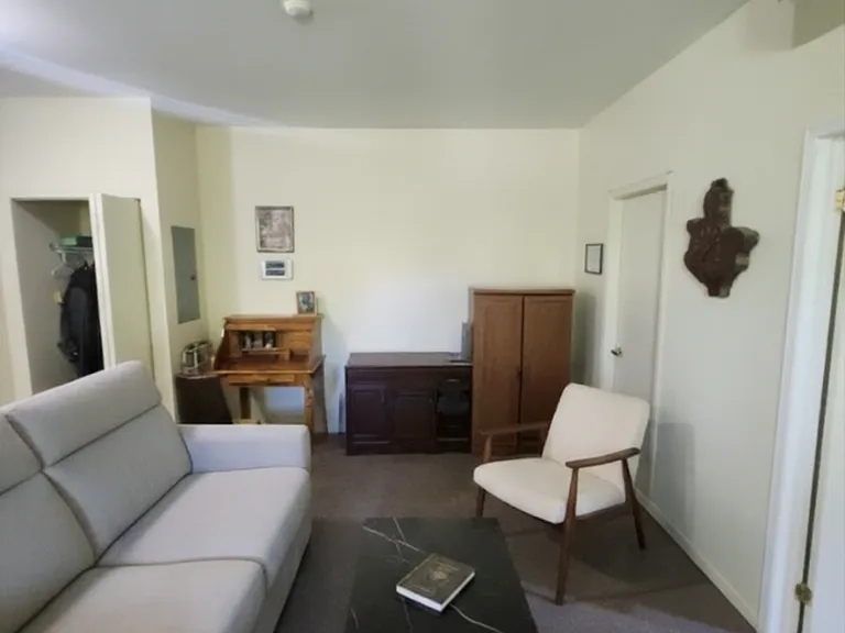 8 Sykes St S #7 — Photo 1
