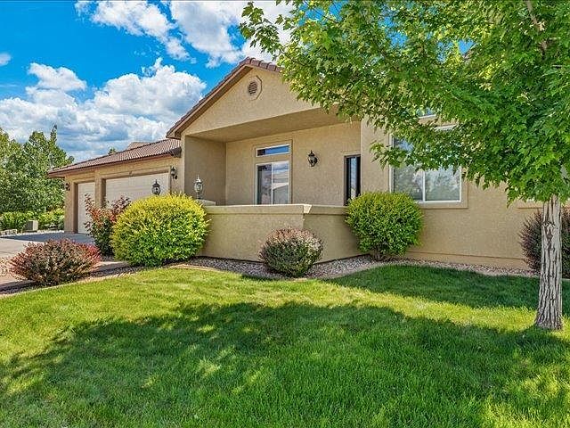 2nd image of 745 Egret Cir