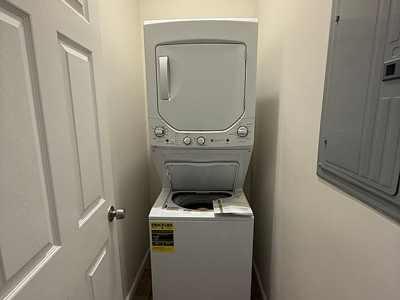 3rd image of 2051 Snyder Ave Floor 2