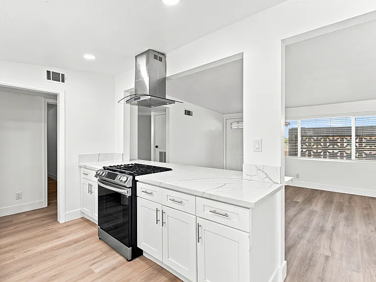 9390 3rd Ave — Photo 15