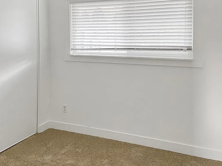 J3 Apartments — Photo 62