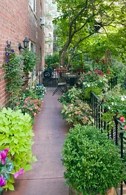 Sold by Fox Residential Group | media 6