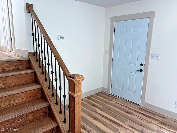3rd image of 3868 Lor Ron Ave
