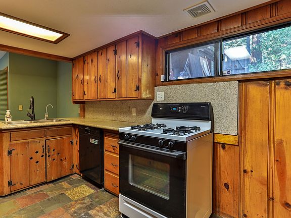 4th image of 23747 Shady Ln