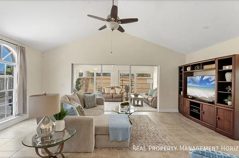 3613 57th Avenue Dr W — Photo 5