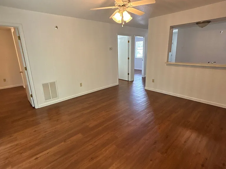 1092 Mace Rd #25 — Photo 2