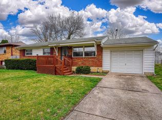 5558 Roche Dr, Columbus, OH 43229