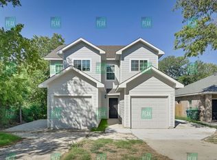 2032 Brooks St, Fort Worth, TX 76105