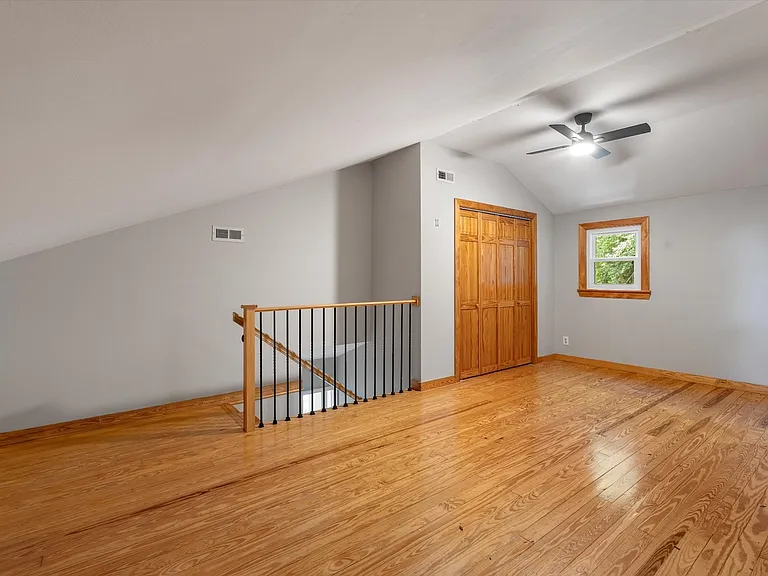 108 Colony Ct — Photo 16