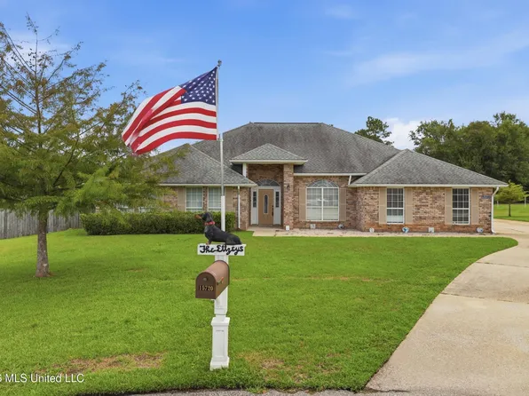 15720 S Fork Dr, Gulfport, MS 39503