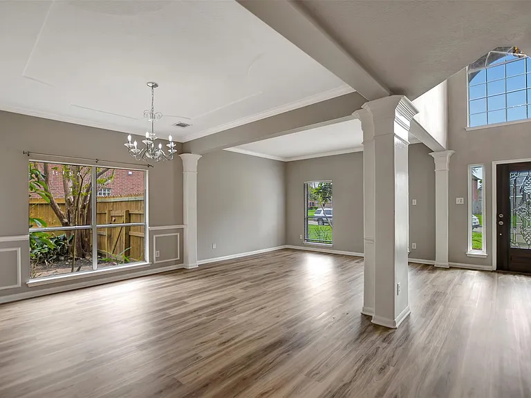 1709 Orlando St — Photo 10