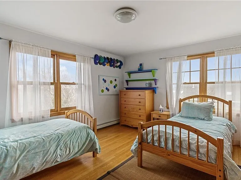 2 Easton Ter — Photo 33