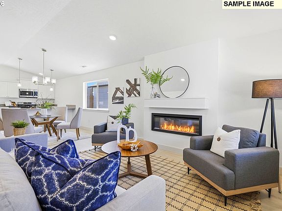 3rd image of 614 Grant St