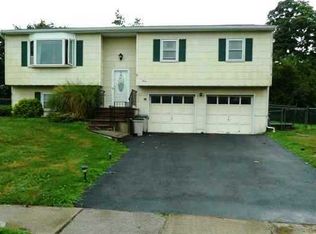 3 Half Hollow Tarn, Monroe, NY 10950
