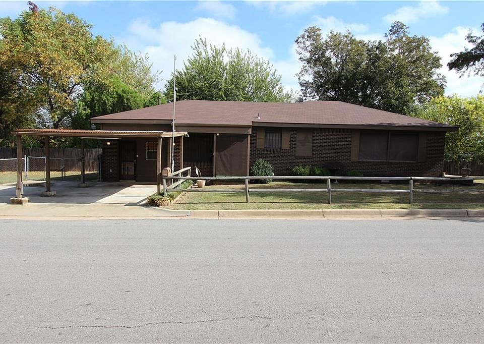 1st image of 1041 SW Grand Blvd