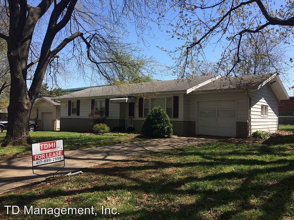 1928 S Wedgewood Ave, Springfield, MO 65807 Zillow