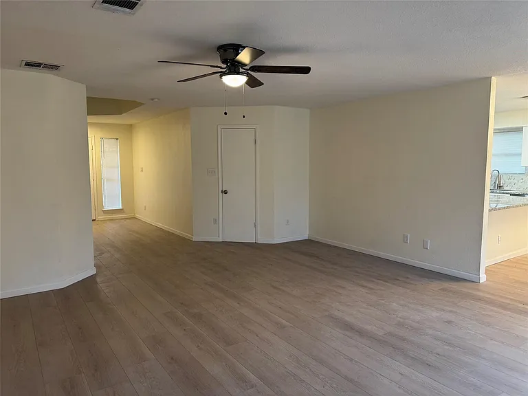 1514 Clearview Loop — Photo 6
