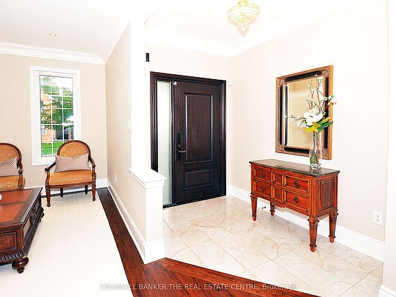 4th image of 304 Tower Hill Rd