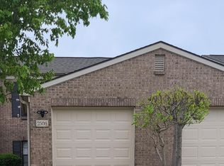 2508 Knightsbridge Ln, Lexington, KY 40509